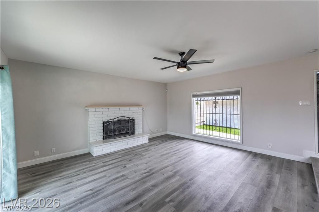 Image 7 of property listing at 3811 Tumbleweed Avenue, Las Vegas, NV 89121