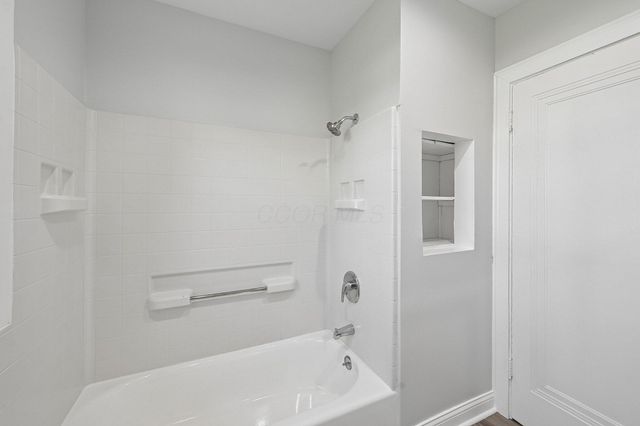 4602 GroveCity, Grove City, OH 43123