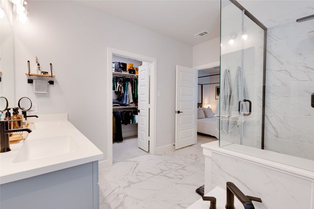 8801 Grand Avenue, North Richland Hills, TX 76180