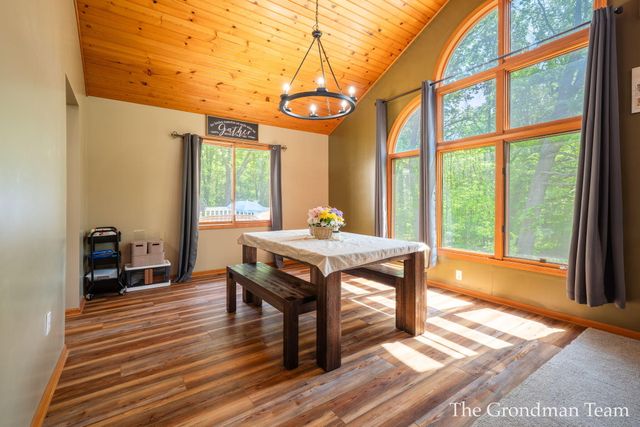 3631 Pepper Lane, Hamilton, MI 49419