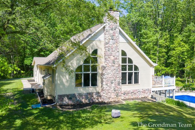 3631 Pepper Lane, Hamilton, MI 49419