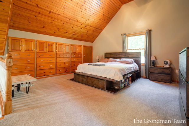 3631 Pepper Lane, Hamilton, MI 49419