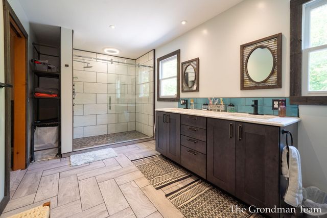 3631 Pepper Lane, Hamilton, MI 49419