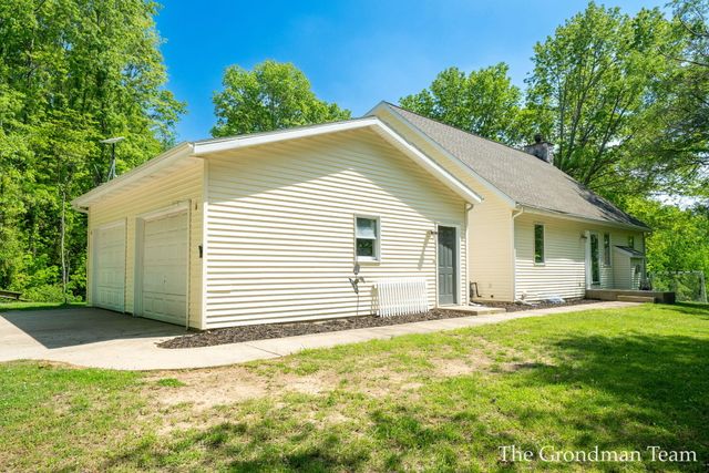 3631 Pepper Lane, Hamilton, MI 49419