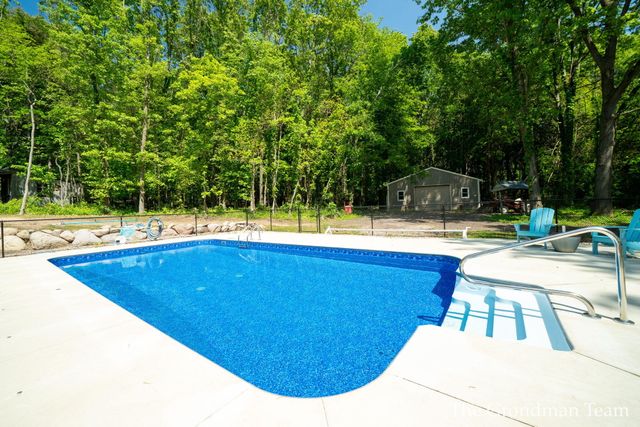 3631 Pepper Lane, Hamilton, MI 49419