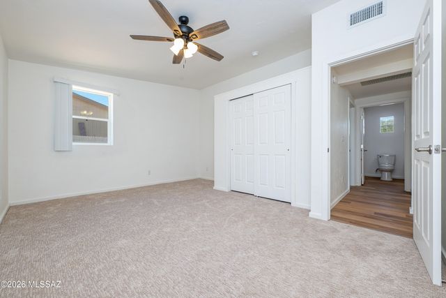 912 W Limberlost Drive, Tucson, AZ 85705