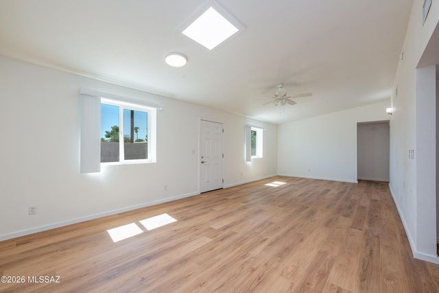 912 W Limberlost Drive, Tucson, AZ 85705