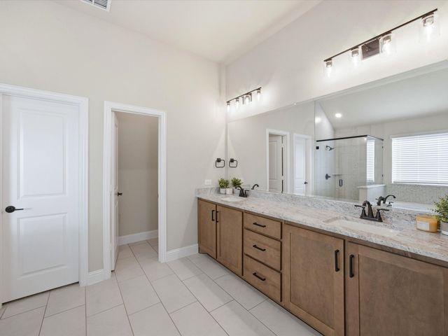 224 Comanche Trail, Alvarado, TX 76009