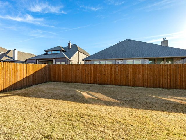 224 Comanche Trail, Alvarado, TX 76009