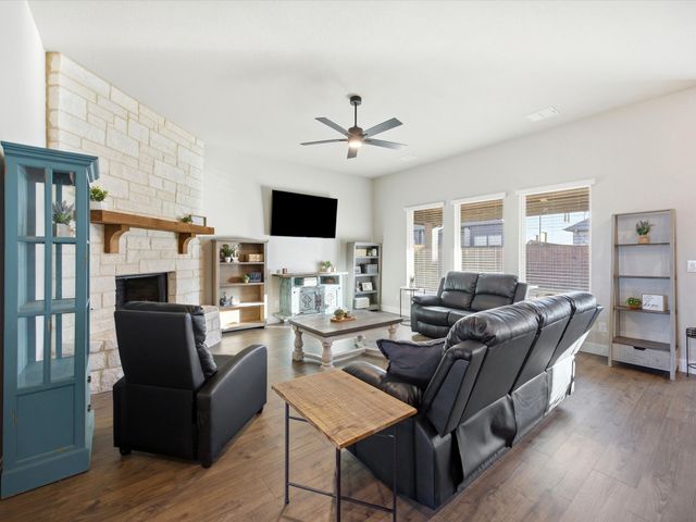 224 Comanche Trail, Alvarado, TX 76009