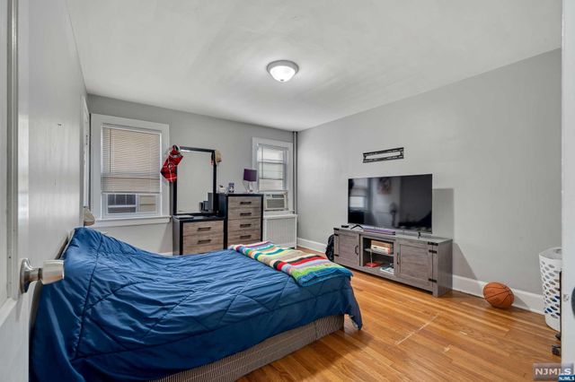 57 Commonwealth Avenue, Newark, NJ 07106