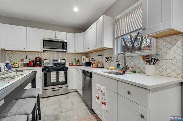 57 Commonwealth Avenue, Newark, NJ 07106