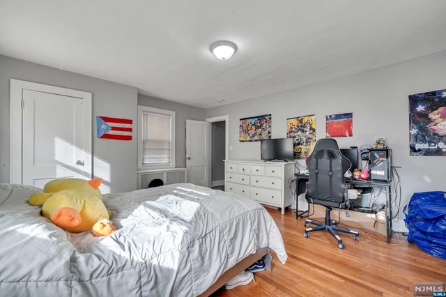 57 Commonwealth Avenue, Newark, NJ 07106