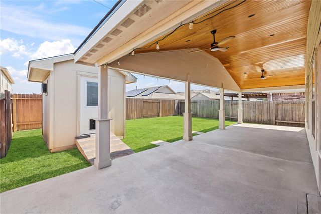 15426 Bonita Grulla Way, Houston, TX 77049