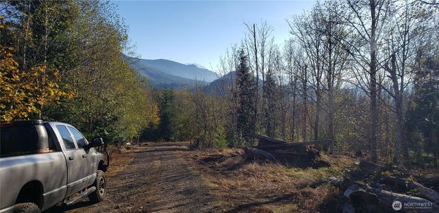 365 XX Cumberland Ridge Road SE, Enumclaw, WA 98022