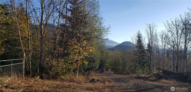 365 XX Cumberland Ridge Road SE, Enumclaw, WA 98022