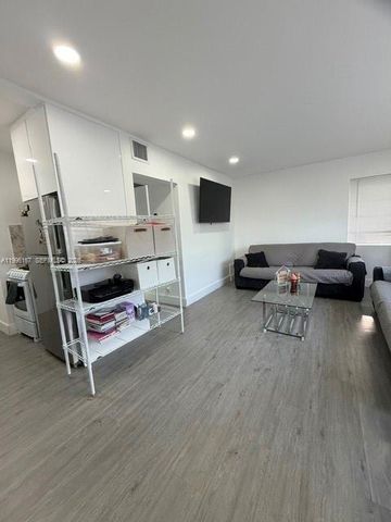821 NE 6th St 2, Hallandale Beach, FL 33009