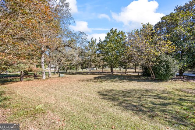 1091 E Peachtree Avenue, Woodville, GA 30669