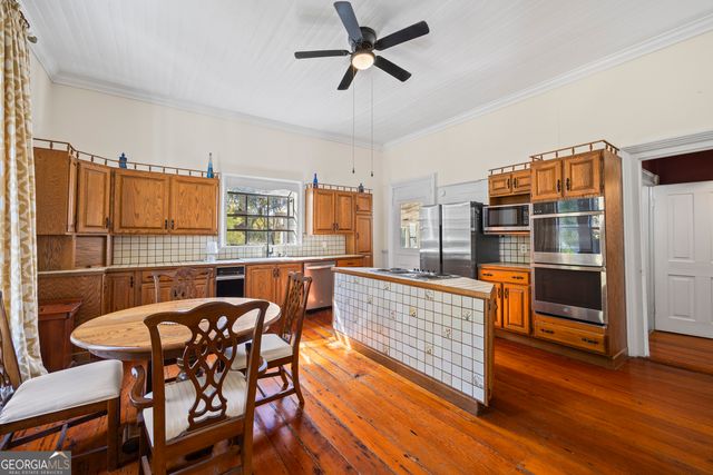 1091 E Peachtree Avenue, Woodville, GA 30669