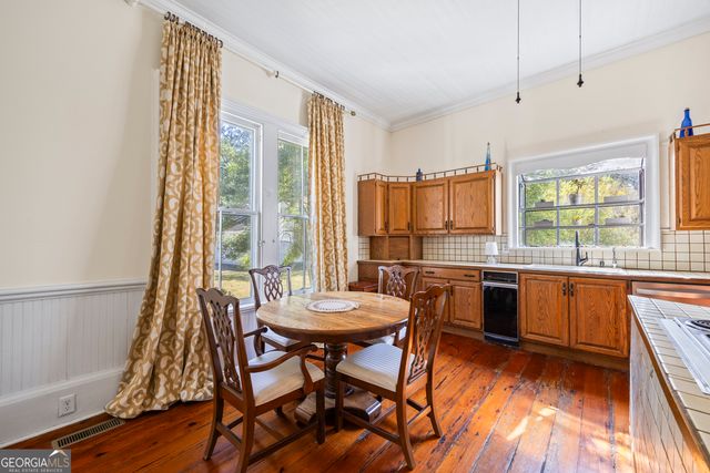 1091 E Peachtree Avenue, Woodville, GA 30669