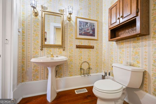 1091 E Peachtree Avenue, Woodville, GA 30669