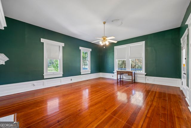 1091 E Peachtree Avenue, Woodville, GA 30669