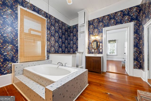 1091 E Peachtree Avenue, Woodville, GA 30669