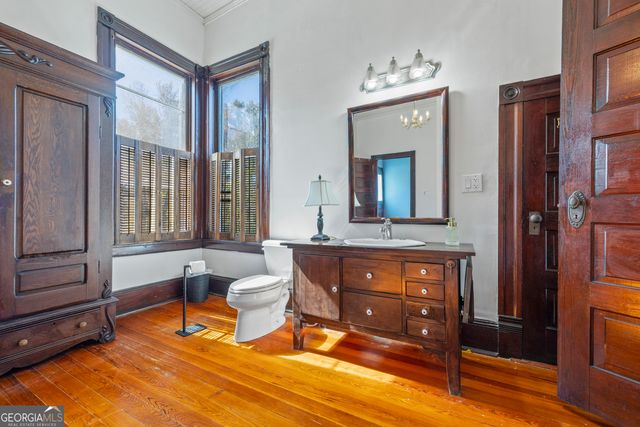 1091 E Peachtree Avenue, Woodville, GA 30669