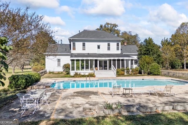 1091 E Peachtree Avenue, Woodville, GA 30669