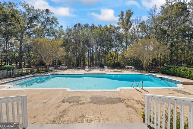 1091 E Peachtree Avenue, Woodville, GA 30669