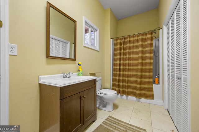 1091 E Peachtree Avenue, Woodville, GA 30669