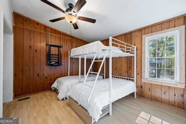 1091 E Peachtree Avenue, Woodville, GA 30669