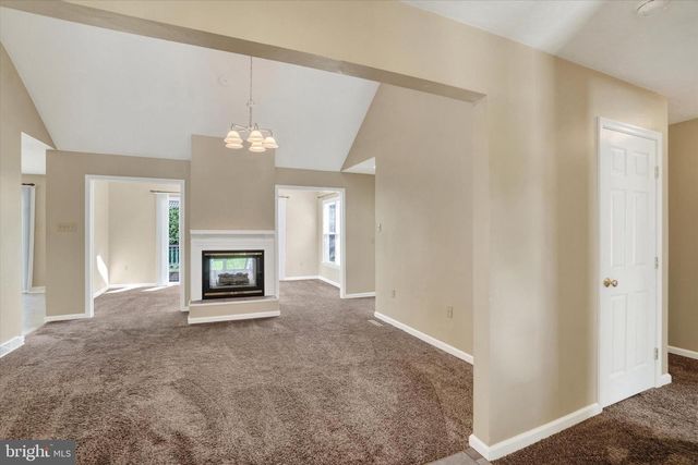 520 CRESTWOOD DR, Red Lion, PA 17356