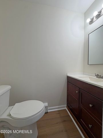 141 Kentucky Way, Freehold, NJ 07728