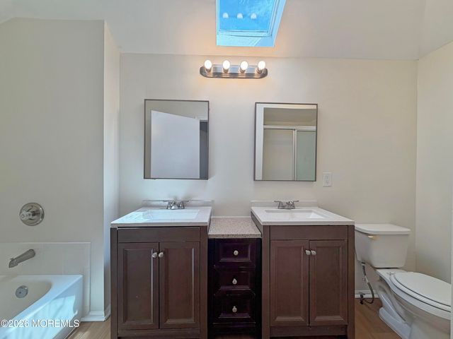 141 Kentucky Way, Freehold, NJ 07728