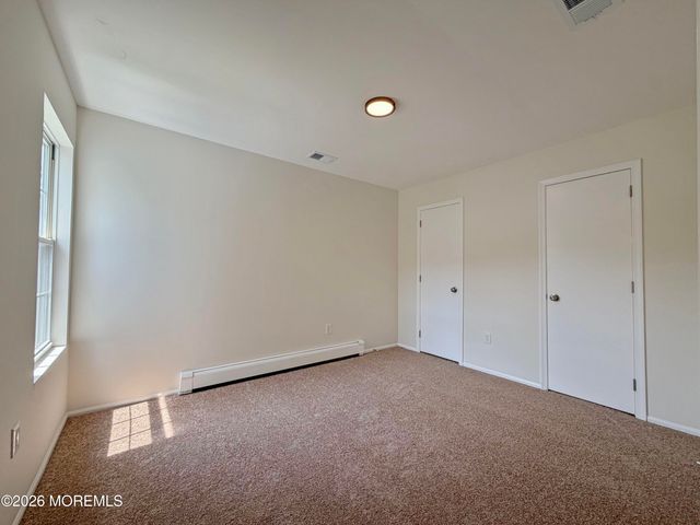 141 Kentucky Way, Freehold, NJ 07728