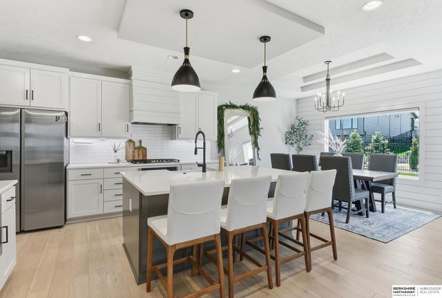 4308 S 218th Avenue, Elkhorn, NE 68022