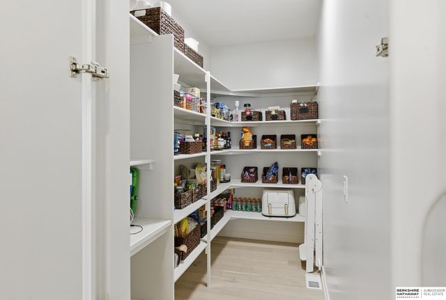 4308 S 218th Avenue, Elkhorn, NE 68022