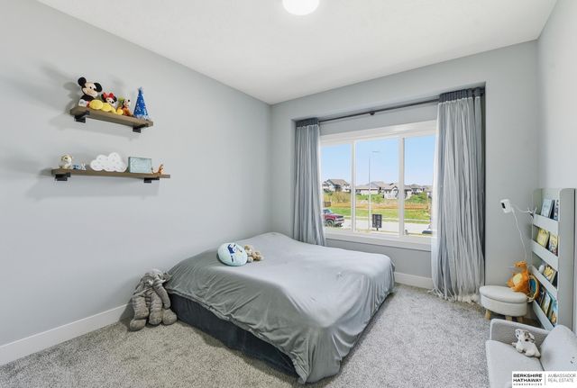 4308 S 218th Avenue, Elkhorn, NE 68022