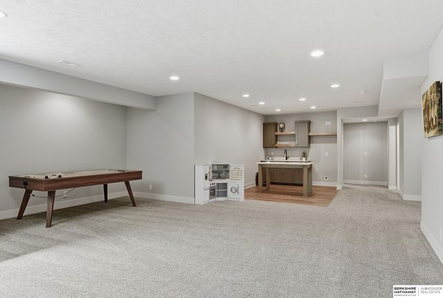 4308 S 218th Avenue, Elkhorn, NE 68022