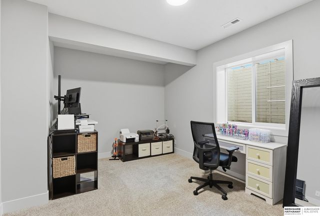 4308 S 218th Avenue, Elkhorn, NE 68022