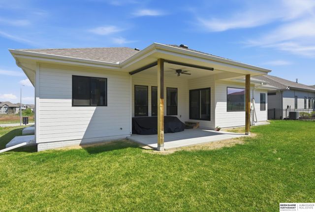 4308 S 218th Avenue, Elkhorn, NE 68022