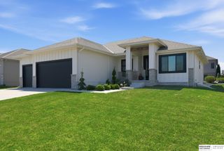 4308 S 218th Avenue, Elkhorn, NE 68022