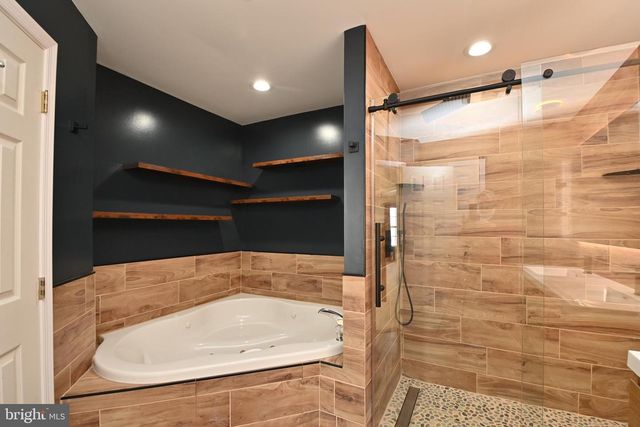 13777 ULYSSES ST, Woodbridge, VA 22191