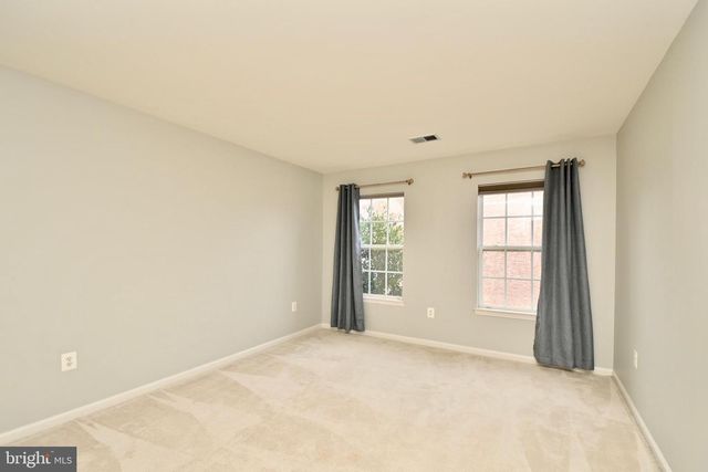 13777 ULYSSES ST, Woodbridge, VA 22191