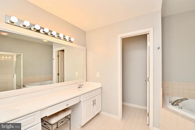 13777 ULYSSES ST, Woodbridge, VA 22191