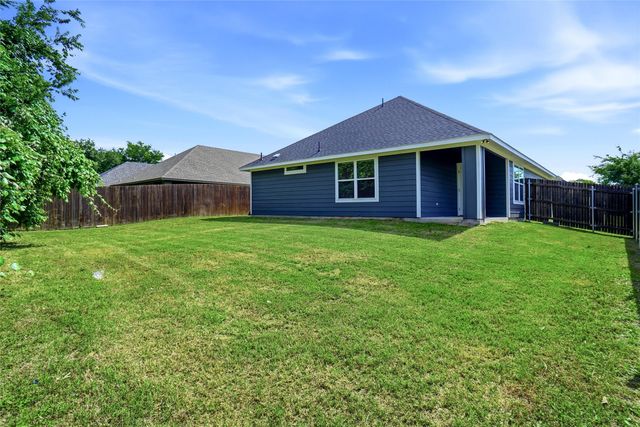 103 Clover Circle, Weatherford, TX 76086