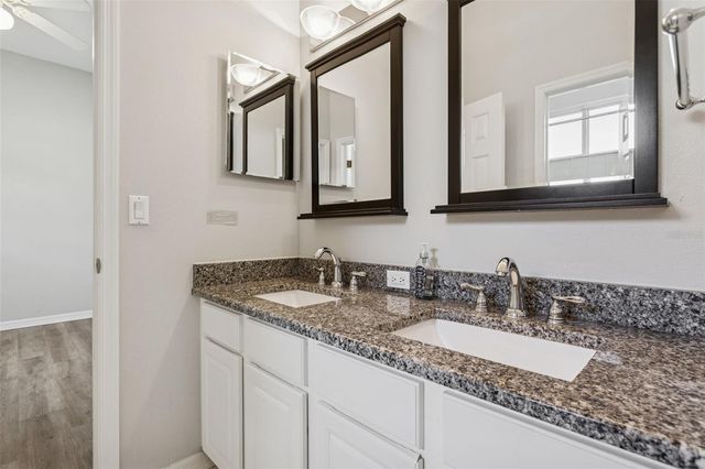 5206 REFLECTIONS BOULEVARD, Lutz, FL 33558