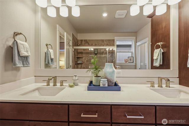 3126 Arrowroot Loop SE, Lacey, WA 98513