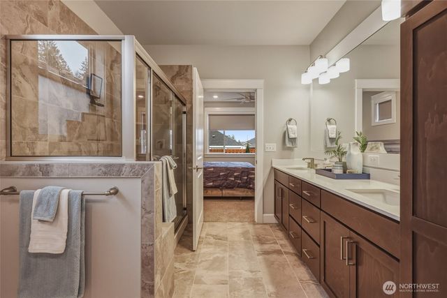 3126 Arrowroot Loop SE, Lacey, WA 98513